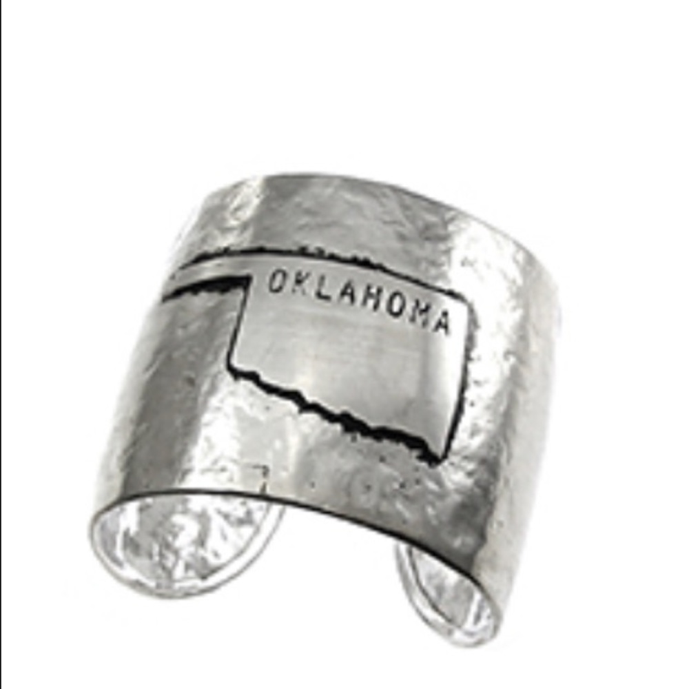 Jewelry - Picture 2 of 8